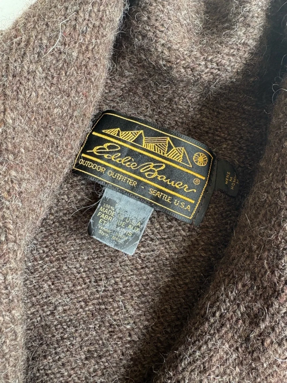 Vintage Eddie Bauer Men's Brown Shawl Collar Wool Cardigan like new - Picture 2 of 9